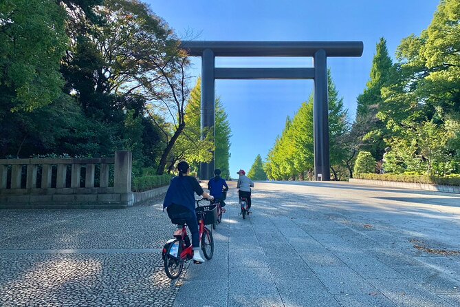 Central Tokyo Half-Day Small-Group E-Bike Guided Tour - Common questions