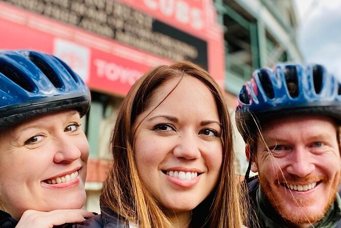 Chicago Highlights Bike Tour With Classic Foods and Craft Beer - Unique Experiences