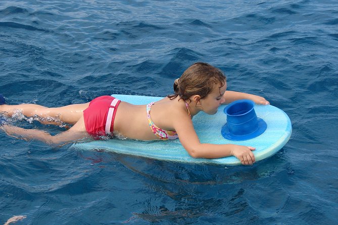 Deluxe Snorkel & Dolphin Watch Aboard a Luxury Catamaran From Kailua-Kona - Common questions