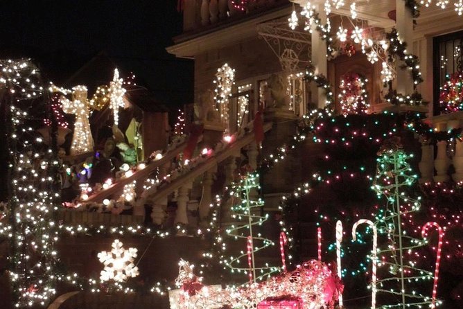 Dyker Heights Christmas Lights Tour - Customer and Guide Feedback