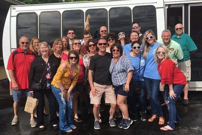 Famous Moonshine & Wine Tour From Pigeon Forge - Tasting Experience