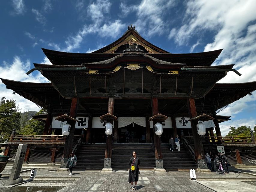 Food & Cultural Walking Tour Around Zenkoji Temple in Nagano - Customer Reviews
