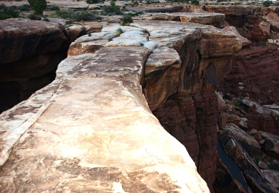 From Moab: Full-Day Canyonlands and Arches 4x4 Driving Tour - Picnic Lunch and Scenic Stops