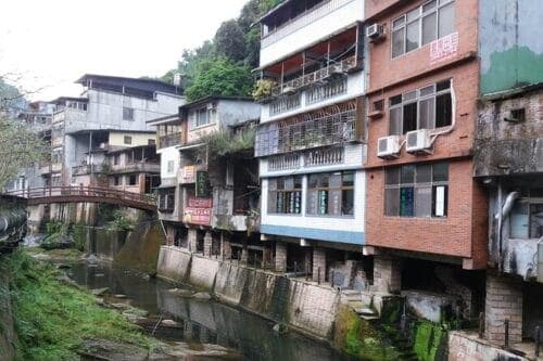 Full-Day Private Tour Taipei Tamsui-Kavalan and Shiding Old Street - Common questions