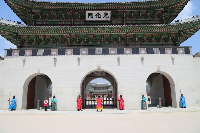 Gyeongbokgung Palace Private Half-Day Tour - Common questions