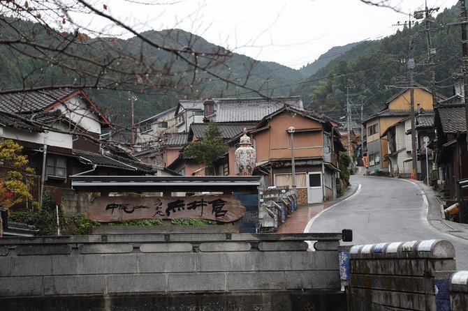 Hasami Ware Study Tour With Special Guide 400 Years History and Modern Daily Use Pottery - Interactive Workshop Experience