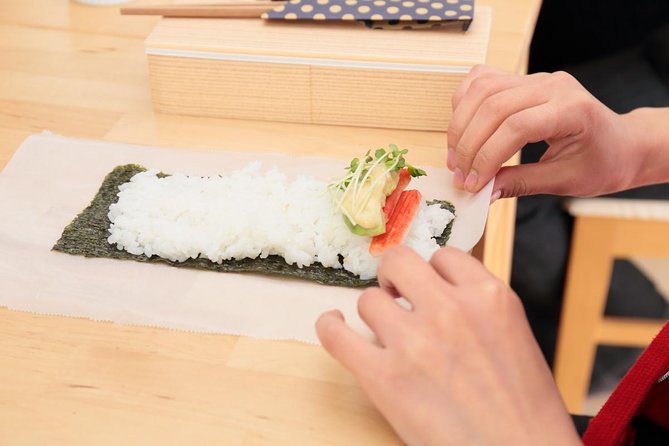 Homemade Sushi and Supermarket Tour in Kamakura - Key Points