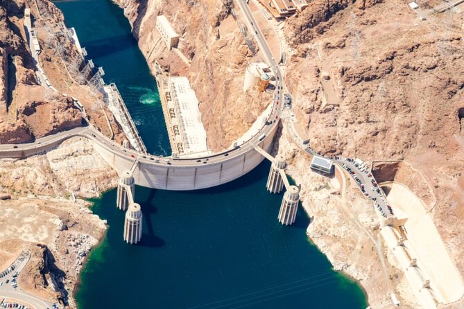 Hoover Dam: From Above, On Top and Below Small Group Tour - Facilities, Amenities, and Environmental Impact