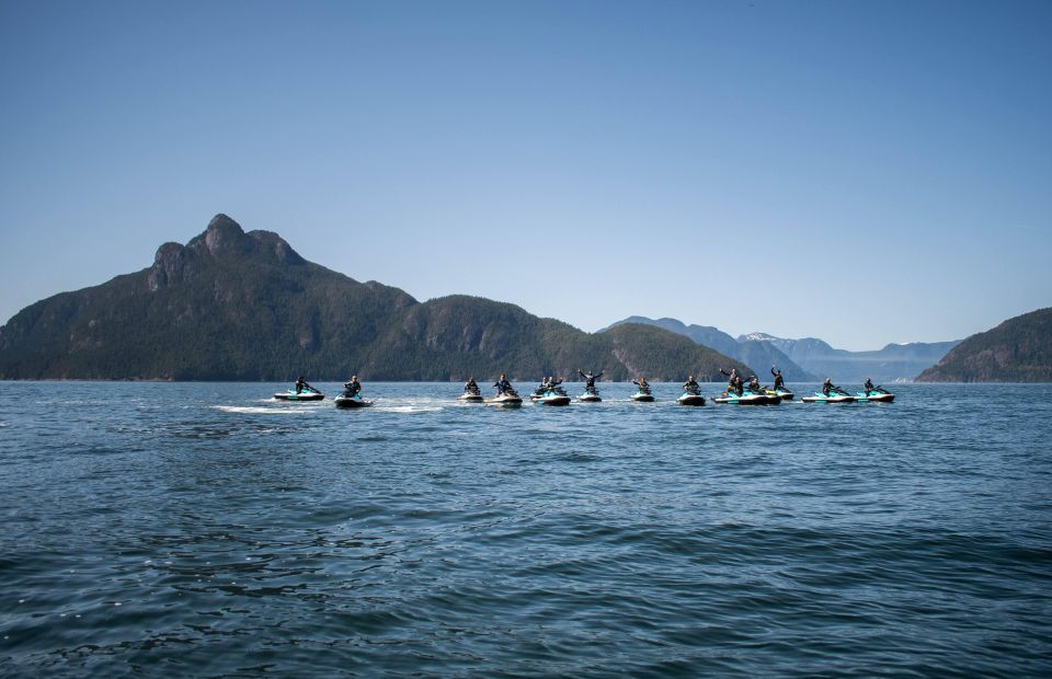 Jetski to Bowen Island, Incl Beer, Wine, Coffee or Icecream - Key Points