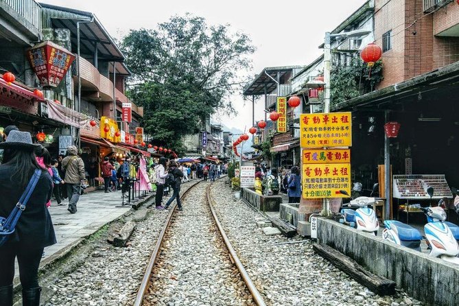 Keelung Shore: Northern Coast Tour (English Licensed Guide) - Directions