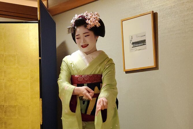Kyoto Kimono Rental Experience and Maiko Dinner Show - Discover Unique Kyoto Evening Entertainment