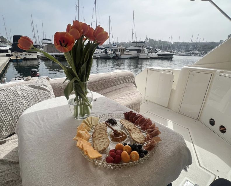 Marina Del Rey: Charcuterie and Wine With Boat Tour - Sunset Views and Wildlife Watching