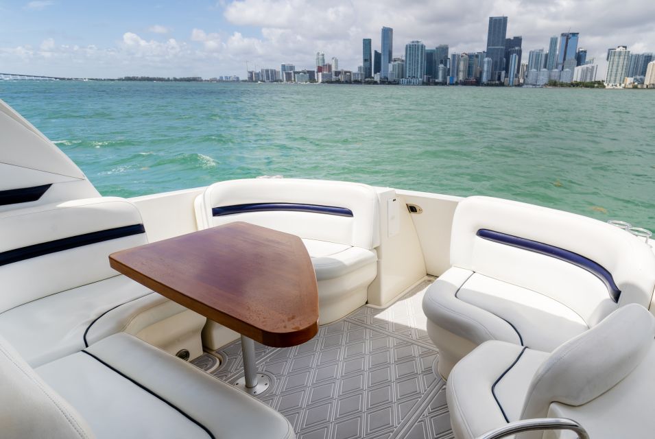 Miami: Private Yacht Cruise With Champagne - Sum Up