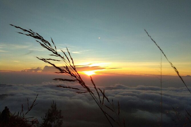Mount Batur Sunrise Trekking With Private Guide and Breakfast - Guide to Sunrise Photography