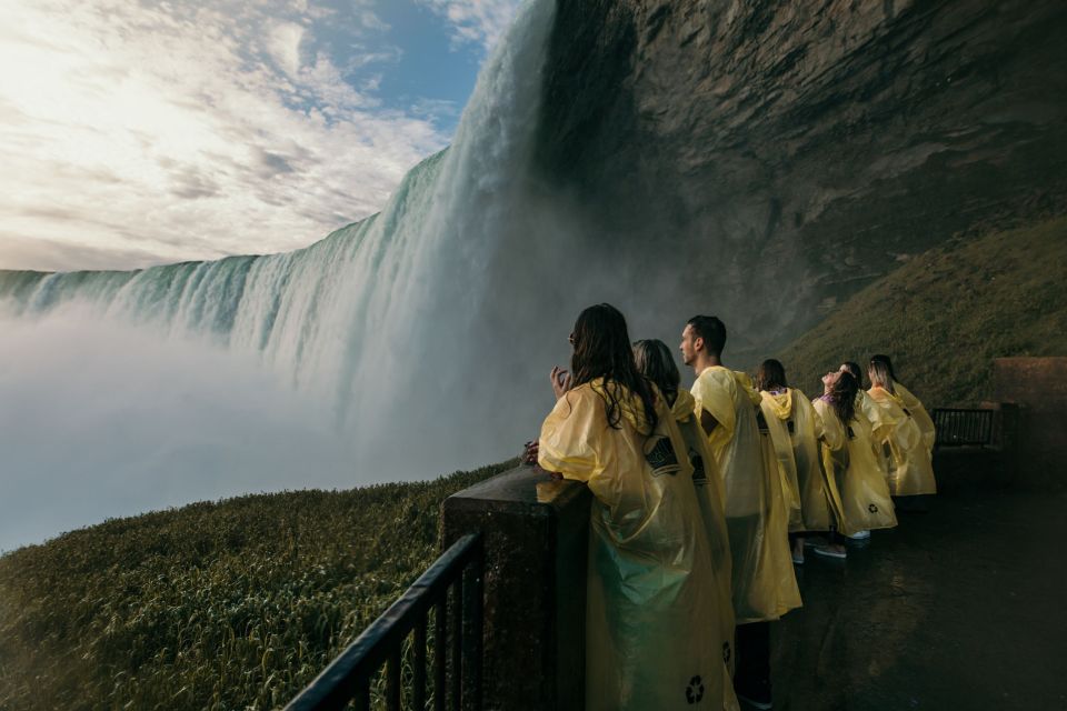 Niagara Falls: Walking Tour With Journey Behind the Falls - Tour Duration and Itineraries