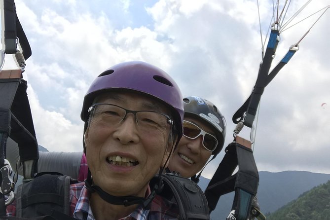 Paragliding in Tandem Style Over Mount Fuji - Common questions