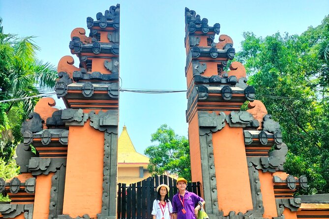 Private Day Tour Surabaya Historiculture - Common questions