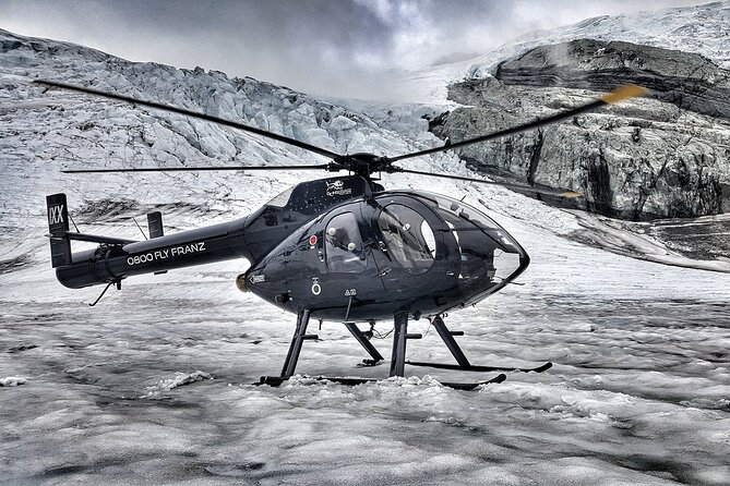 Private Flight: 4 Glaciers With 2 Snow Landings - 60mins - Sum Up