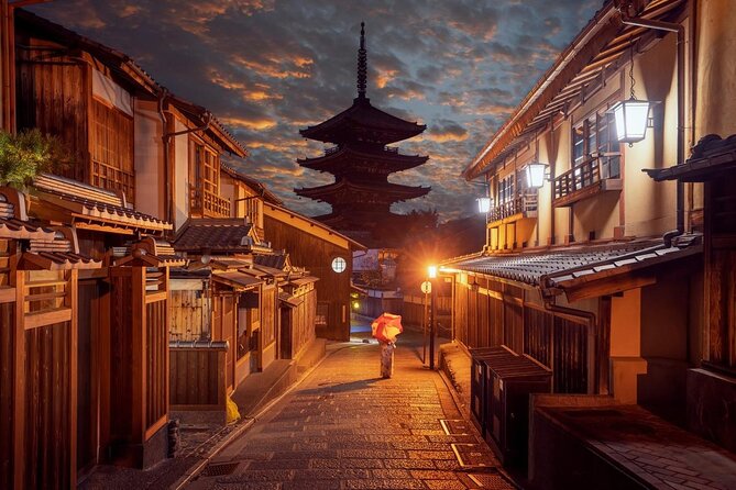 Romantic Kyoto: Love Whispers and Cultural Charms - Capturing Love in Kyotos Beauty