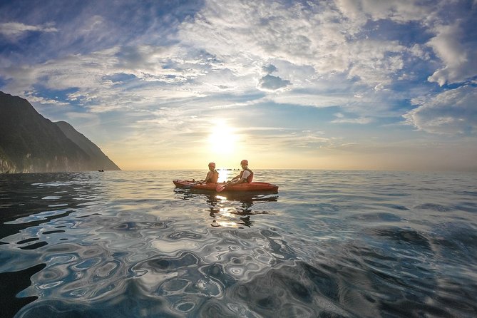 Sea Kayaking at Qingshui Cliff Hualien(Sunrise 03:30am) - Common questions