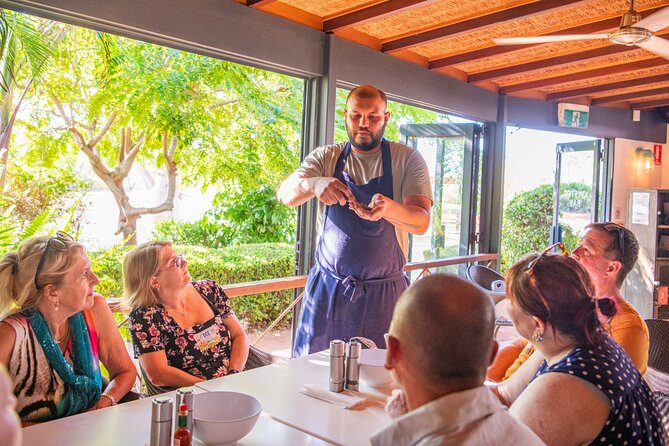 Small-Group Food and Drink Tour of Broome by Bus - Tour Logistics