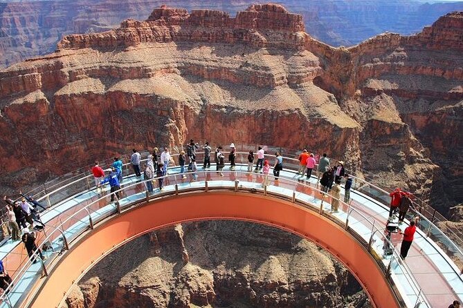 Small Group Grand Canyon, Hoover Dam and 7 Magic Mountains Tour - Customer Reviews and Feedback