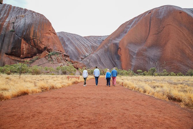 Uluru (Ayers Rock) Base and Sunset Half-Day Trip With Opt Outback BBQ Dinner - Sum Up