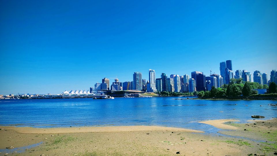 Vancouver Marvels: Private Day Tour Exploring 15 Attractions - Stanley Park Scenic Beauty