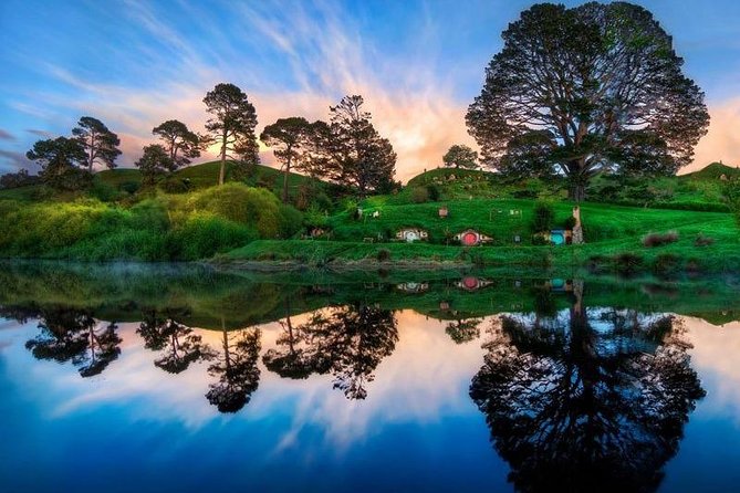 2 Day Hobbiton Movie Set, Waitomo Caves and Rotorua Private Tour From Auckland - Common questions