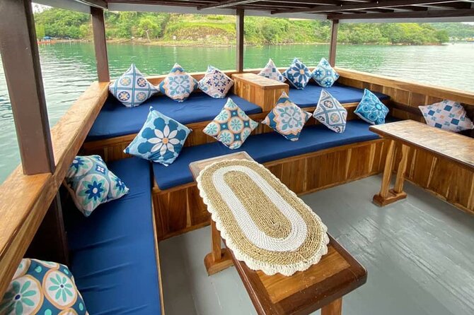 3Days Komodo Tour by Private Boat for 10 Pax - Snorkeling and Hiking Activities