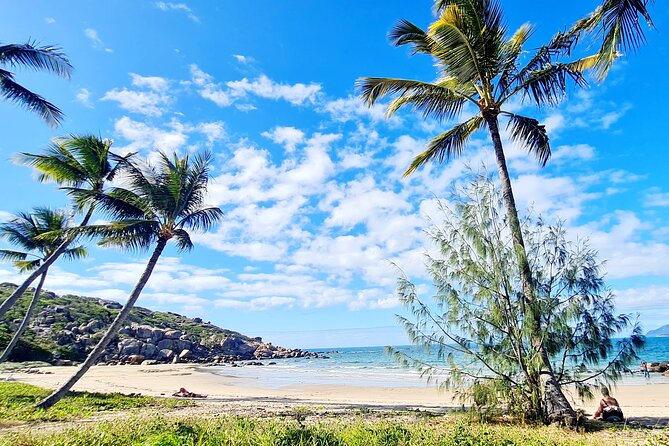 Airlie Beach Small-Group Bowen Beach Tour - Sum Up