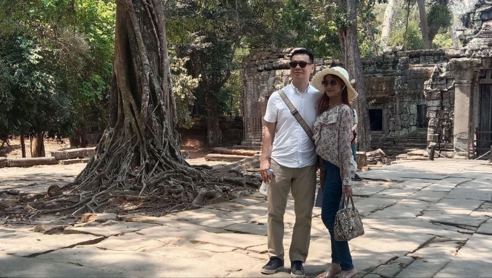 Angkor Wat Guided Joint-in Tour - Tour Guide Expertise