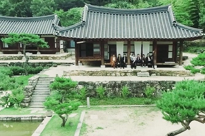 BTS Fliming Location in Jeonju Tour With House of Awon, Jeonju Zoo - Booking Information