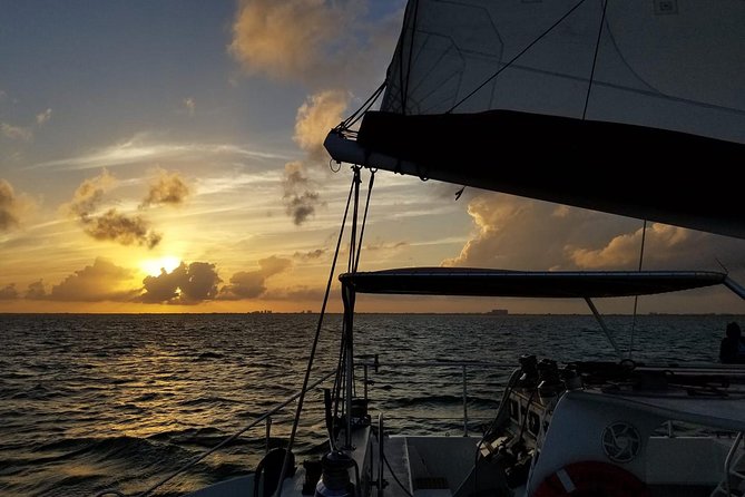 Castaway the Day : Miami Sunset Sail With Champagne - Customer Feedback