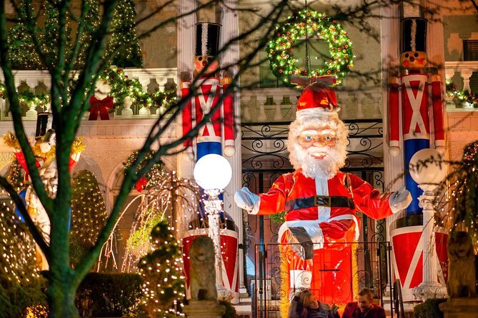 Dyker Heights Christmas Lights Guided Tour - Key Points