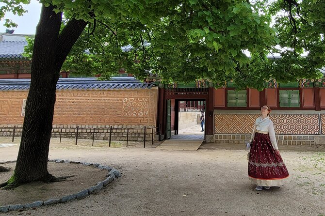 Gyeongbokgung Palace and Seoul Highlights (Small Group) - Common questions