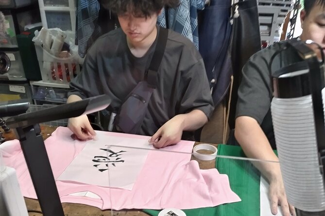 Handwriting Kanji With Ink on T-Shirt Private Art Class in Tokyo - Common questions