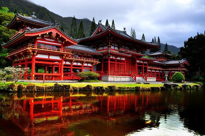 Hidden Gems of Oahu Circle Island Tour With Byodo in Temple - Key Points