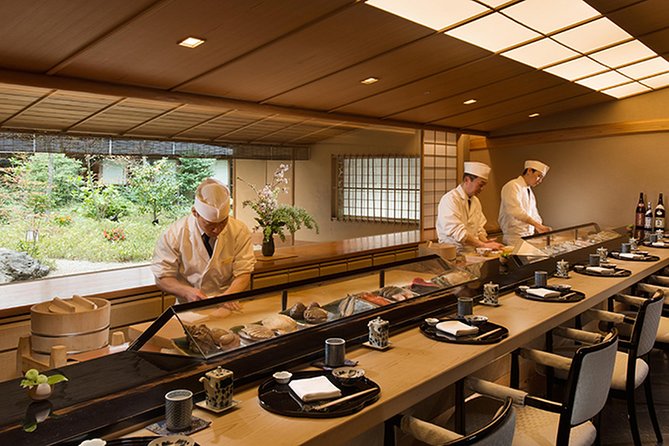 Japanese Restaurant SAKURA Sushi Lunch Set Reservation - Common questions