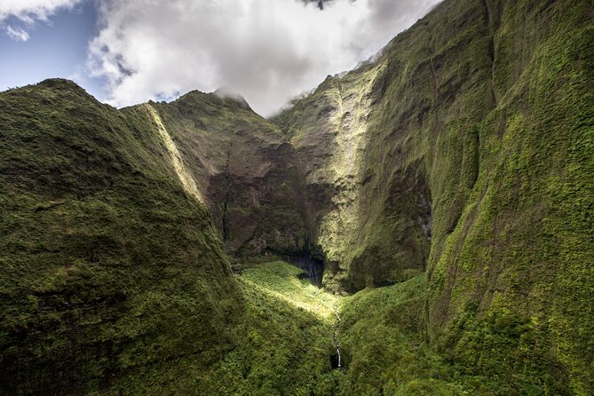 Kauai: Helicopter Tour Over Na Pali, Waimea Canyon, Waterfalls - Sum Up