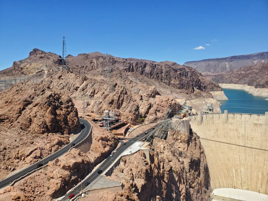 Las Vegas: Hoover Dam & Valley of Fire Day Trip With Brunch - Valley of Fire Exploration