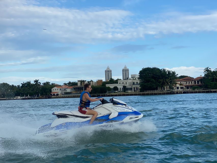 Miami: Sunny Isles Jet Ski Rental From the Beach - Location and Meeting Point