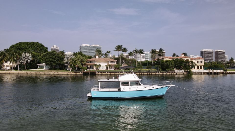 Miami Up to 32Pax Yacht Party Rent Unforgettable Celebration - Ideal Group Event Venue