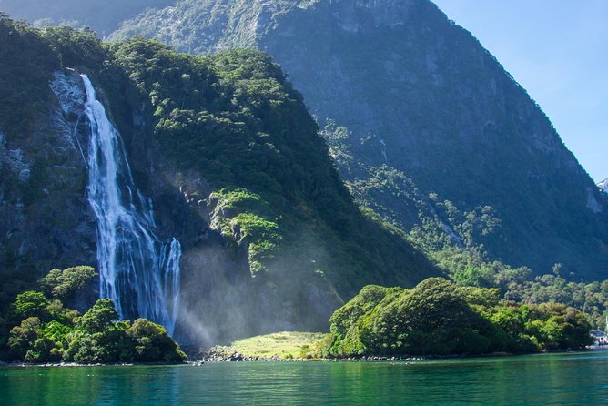 Milford Sound Glacier Flight & Cruise From Wanaka - Sum Up