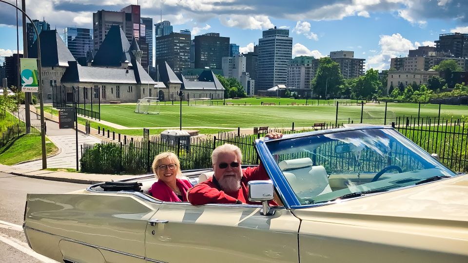 Montréal: Guided Tour in Vintage Convertible Cadillac - Recommendations for Dining and Entertainment