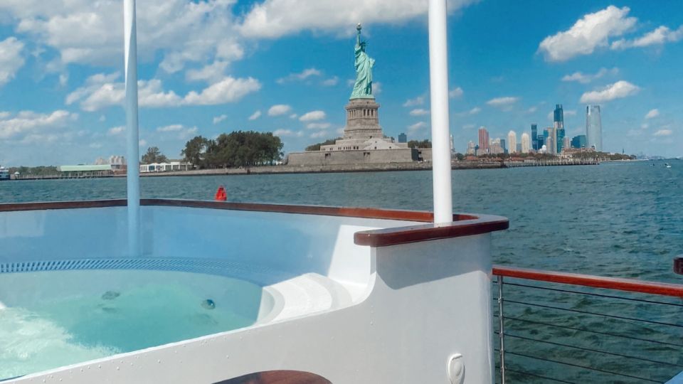 New York: NYC Hot Tub Boat Tour - Tour Duration and Cancellation Policy