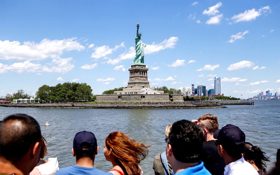 NYC: Ellis Island Private Tour With Liberty Island Access - Review Summary