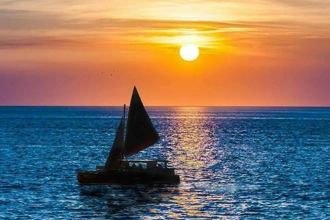 Polynesian Canoe Sunset Sail - Inclusions and Offerings