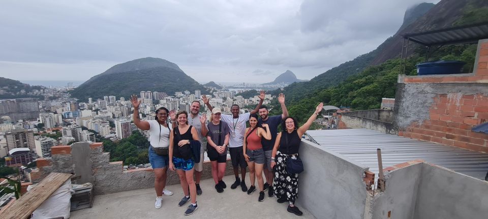 Rio De Janeiro: Santa Marta Favela Excursion With a Local - Local Guide Insights and Expertise