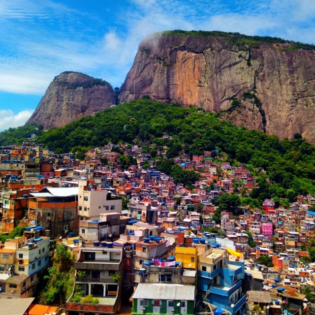 Rio: Rocinha Favela Guided Walking Tour With Local Guide - Meeting Point Details